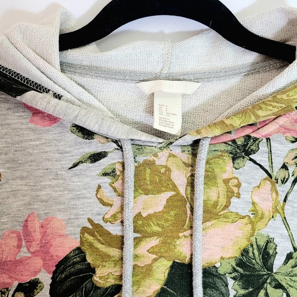 H&M Floral Hooded Sweatshirt - Picture 2 of 7